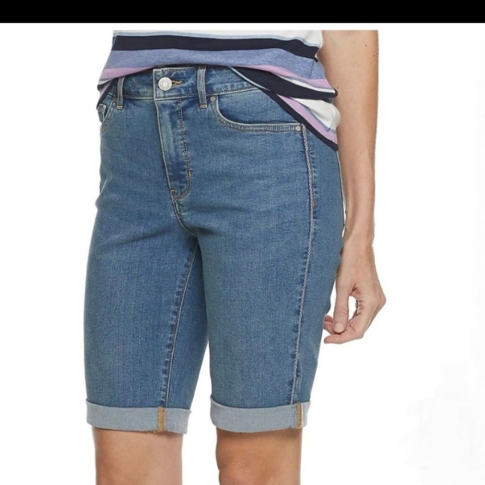 NEW Denim Bermuda Shorts Stretch in them Size 12